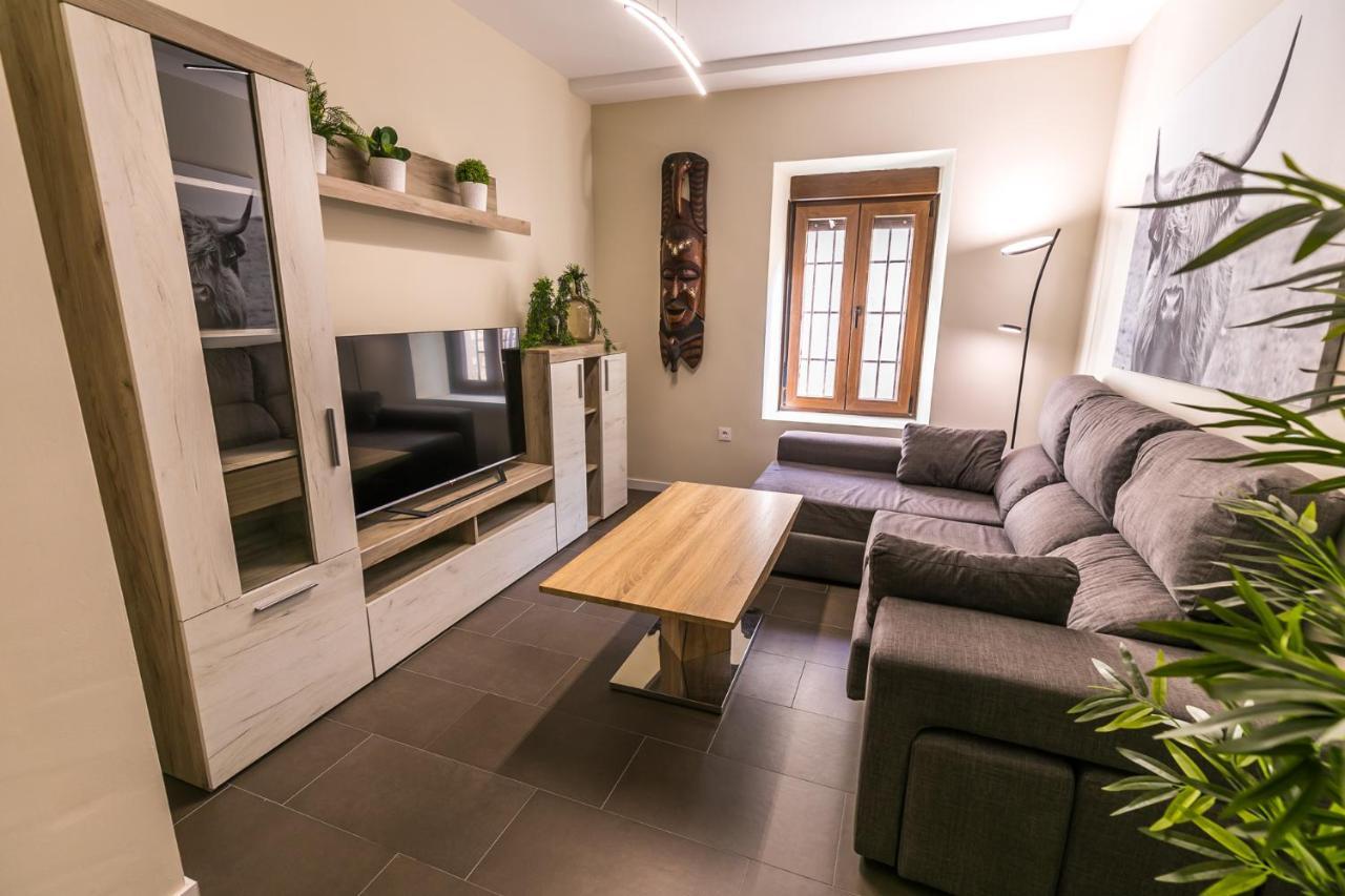 Centrico Y Moderno Con Piscina Y Parking Apartment Jaen Ngoại thất bức ảnh