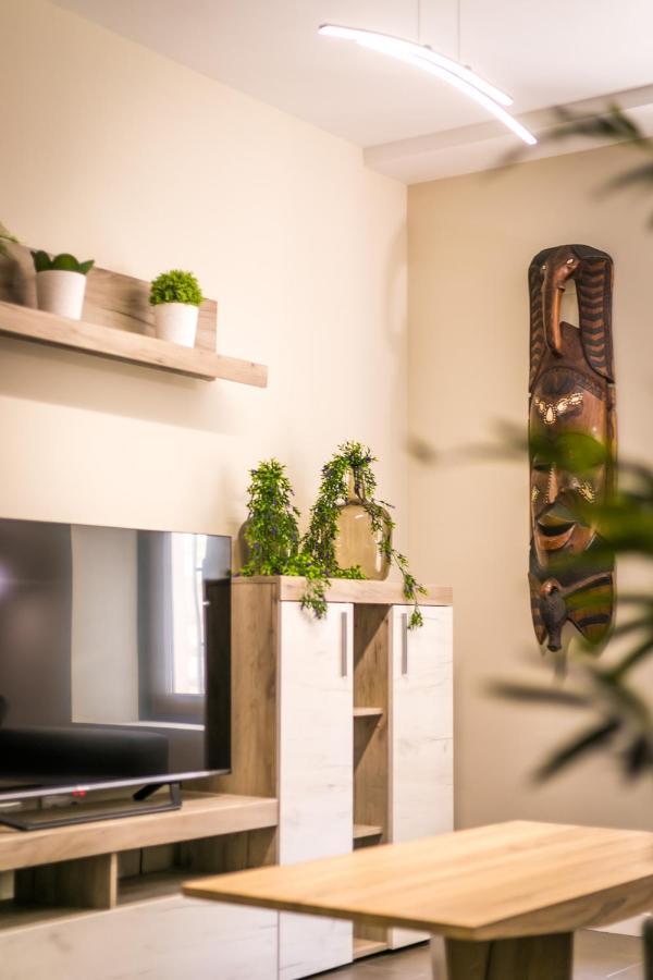 Centrico Y Moderno Con Piscina Y Parking Apartment Jaen Ngoại thất bức ảnh